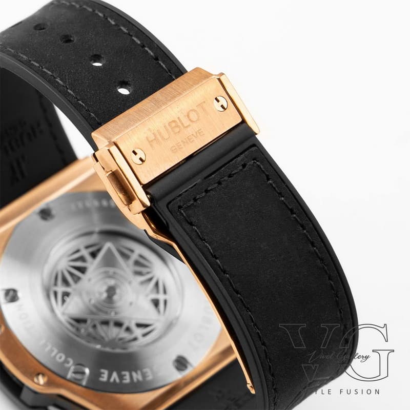 ساعت مچی Hublot Sang Bleu II King Gold — تصویر ۴