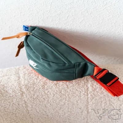 بادی بگ کمری نایکی سبز تیره — تصویر ۹