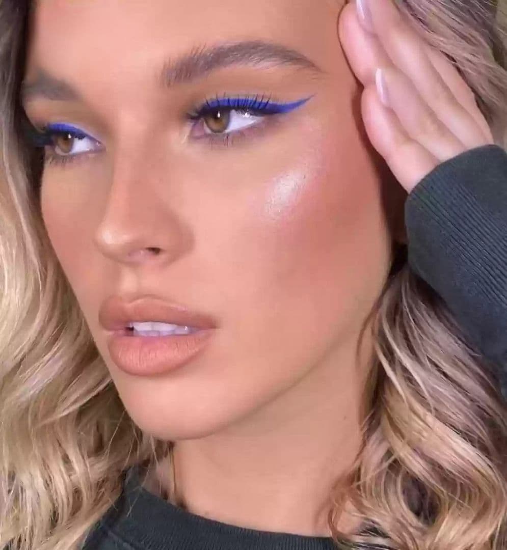 مداد چشم آبی فلورمار Ultra Blue — تصویر ۴