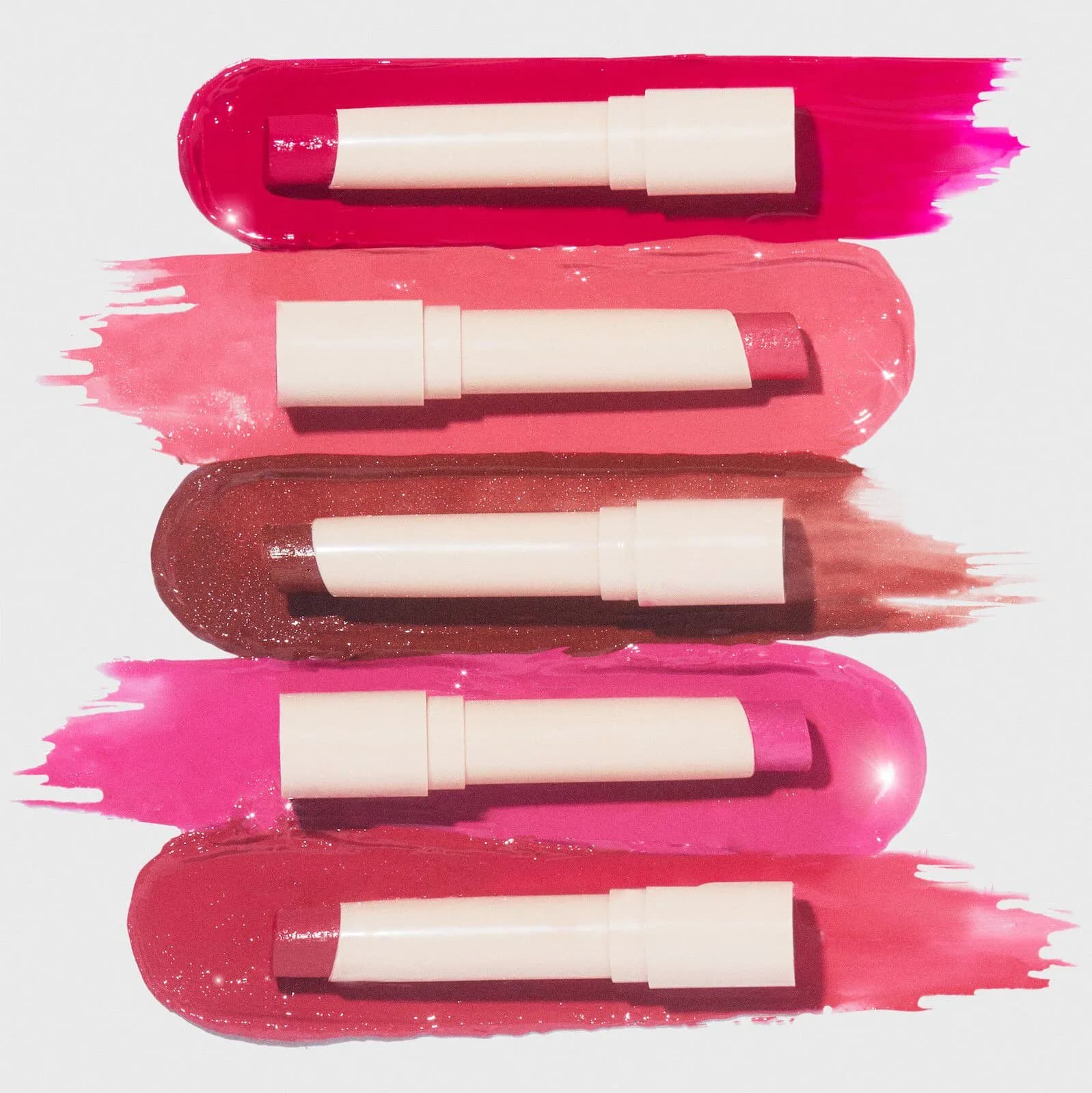 بالم لب رولوشن Fuchsia Shine — تصویر ۳