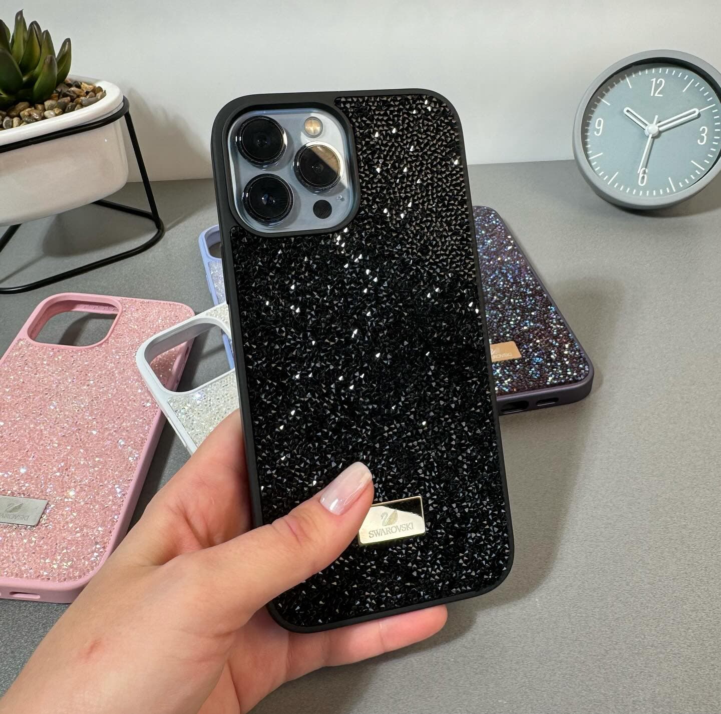 کاور برند Swarovski طرح الماس مناسب برای گوشی موبایل اپل Iphone 15 pro max