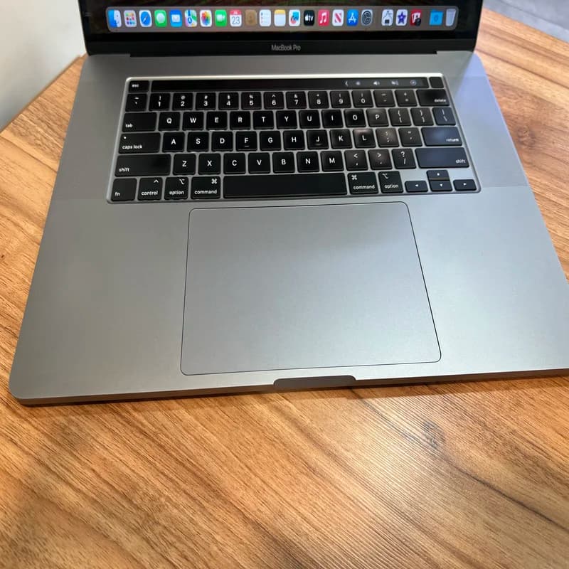 لپ تاپ استوک 16 اینچی اپل MacBook Pro (A2141) 2019 Corei7-16GB-512GB — تصویر ۹