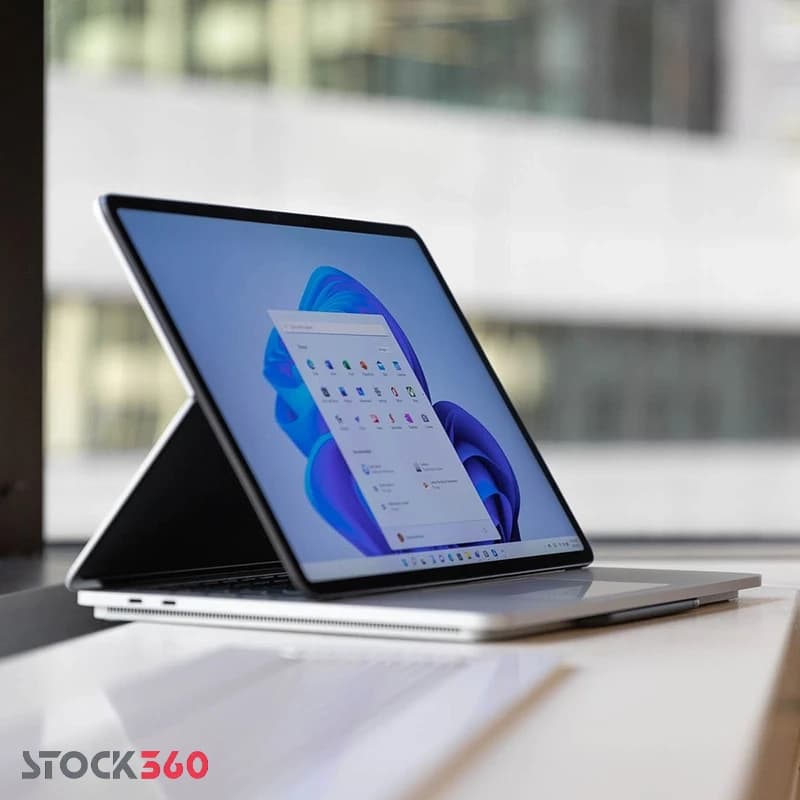 لپ تاپ 14.4 اینچی مایکروسافت مدل Surface Laptop Studio core i7 32GB RAM 2TB SSD RTX3050TI — تصویر ۷