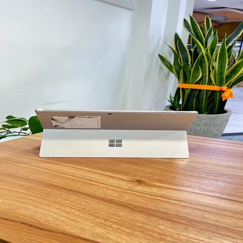تبلت استوک مایکروسافت Surface Pro 6 / i7-8GB-256GB — تصویر ۱۲