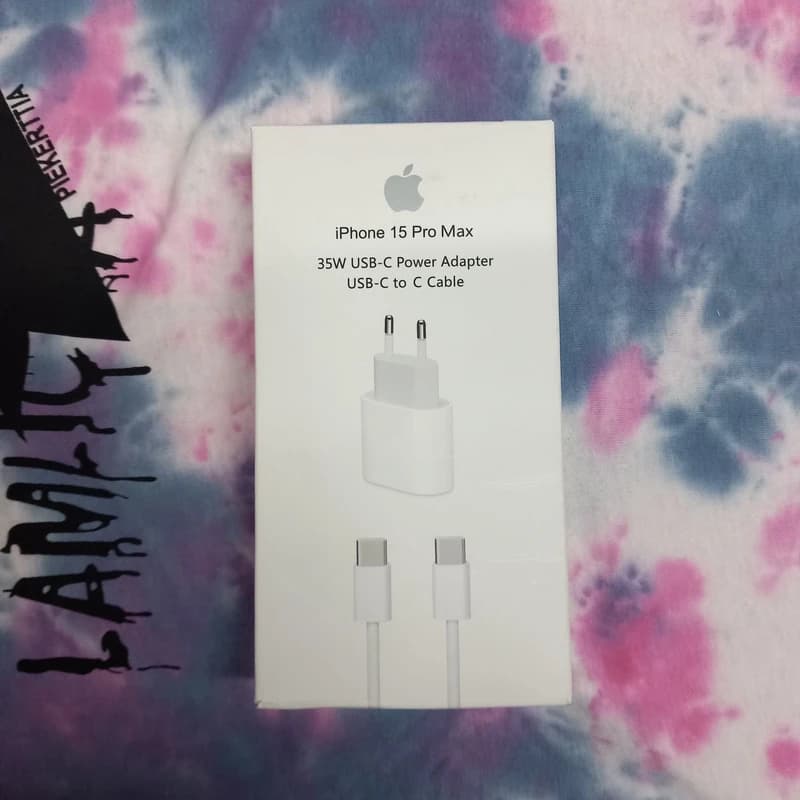 شارژر دیواری 35 وات مدل 15PRO MAX به همراه کابل usb-c