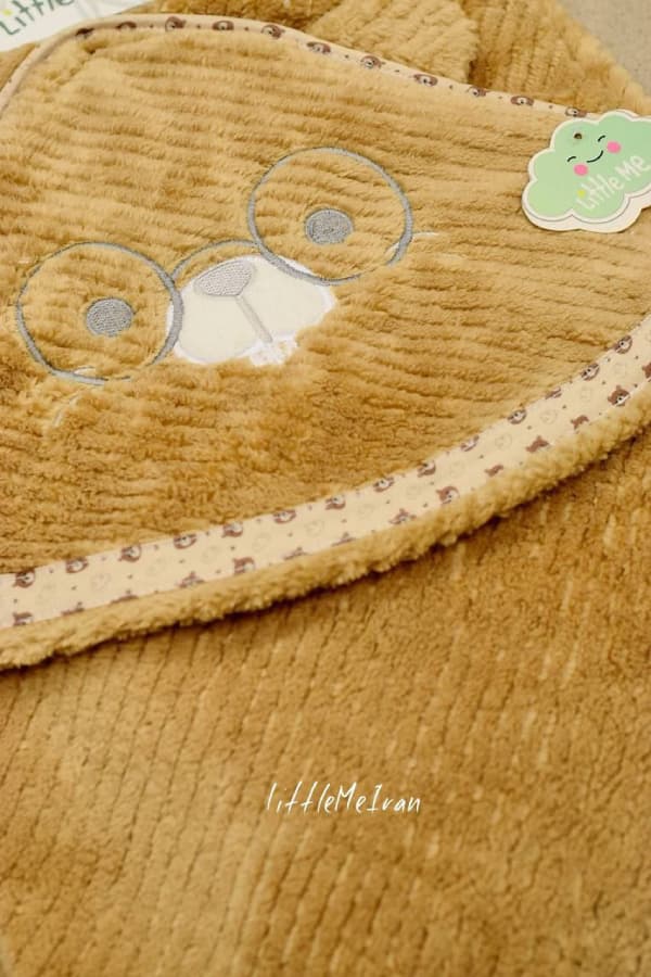 پتو دور پیچ کلاه دار مخمل کبریتی little me طرح تدی — تصویر ۳