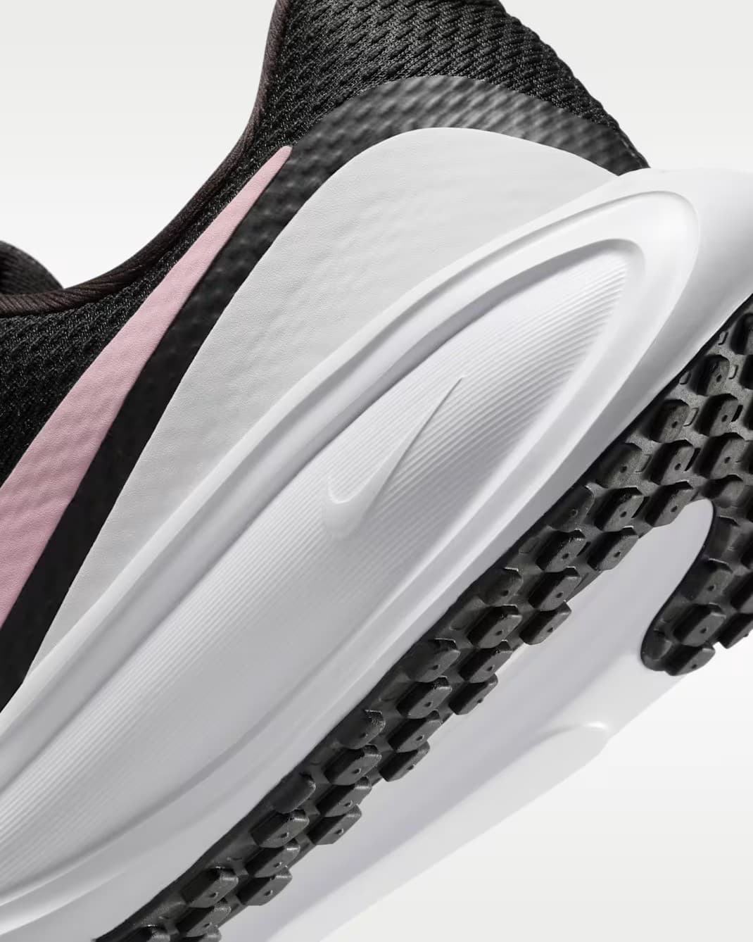 کتونی اورجینال زنانه نایکی رولیشن 8 – Nike Revolution 8 — تصویر ۸