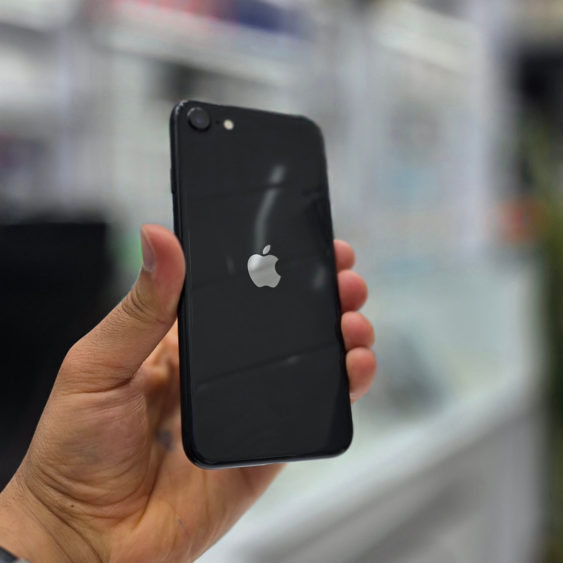 گوشی موبایل اپل مدل iPhone SE 2020 A2275 LLA ظرفیت 64 گیگابایت اصلی و اورجینال — تصویر ۸