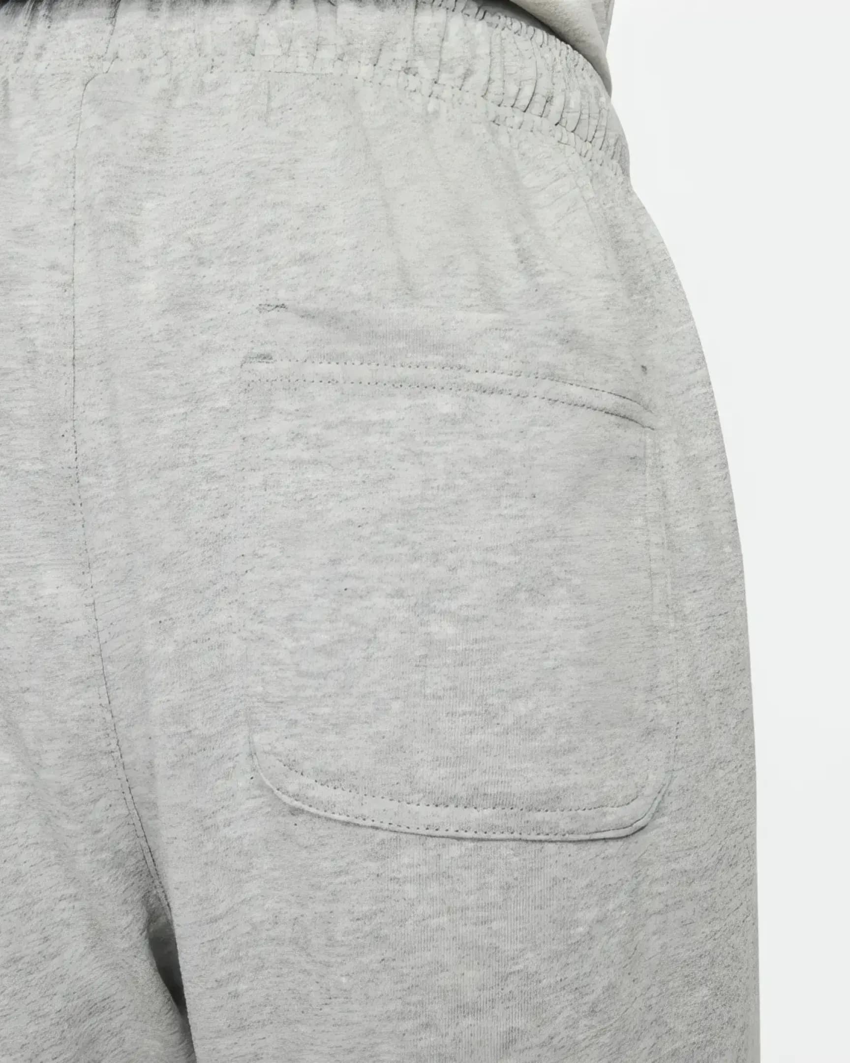 Nike Sportswear Club — تصویر ۴