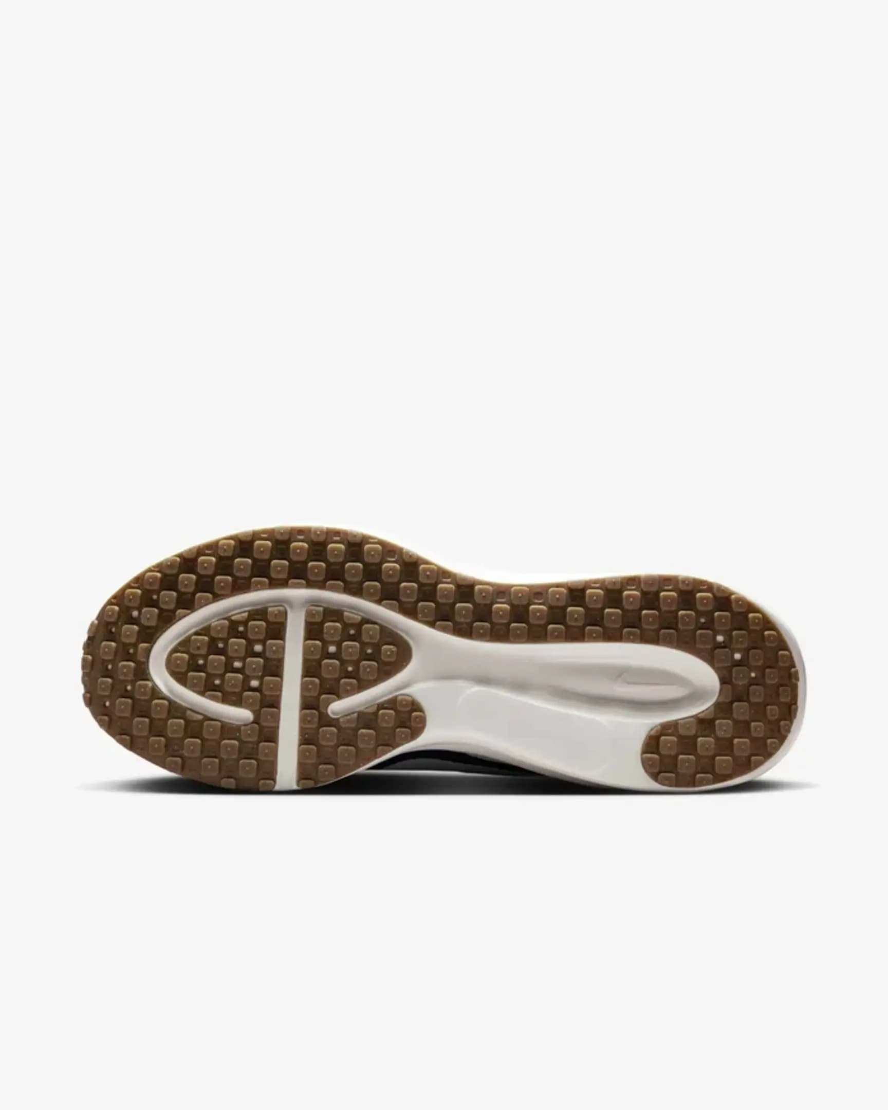 کتونی اورجینال مردانه نایکی رولیشن 8 – Nike Revolution 8 — تصویر ۲