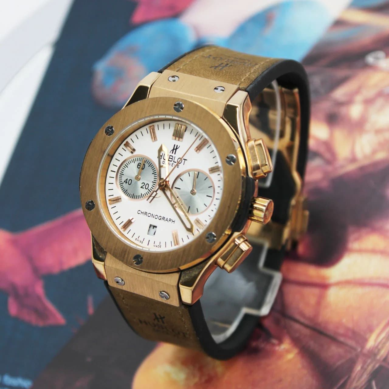 ساعت زنانه هابلوت (Hublot) مدل 30 — تصویر ۴