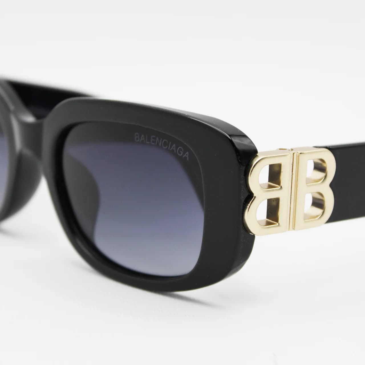 عینک آفتابی زنانه بالنسیاگا (Balenciaga) مدل 0310 — تصویر ۵