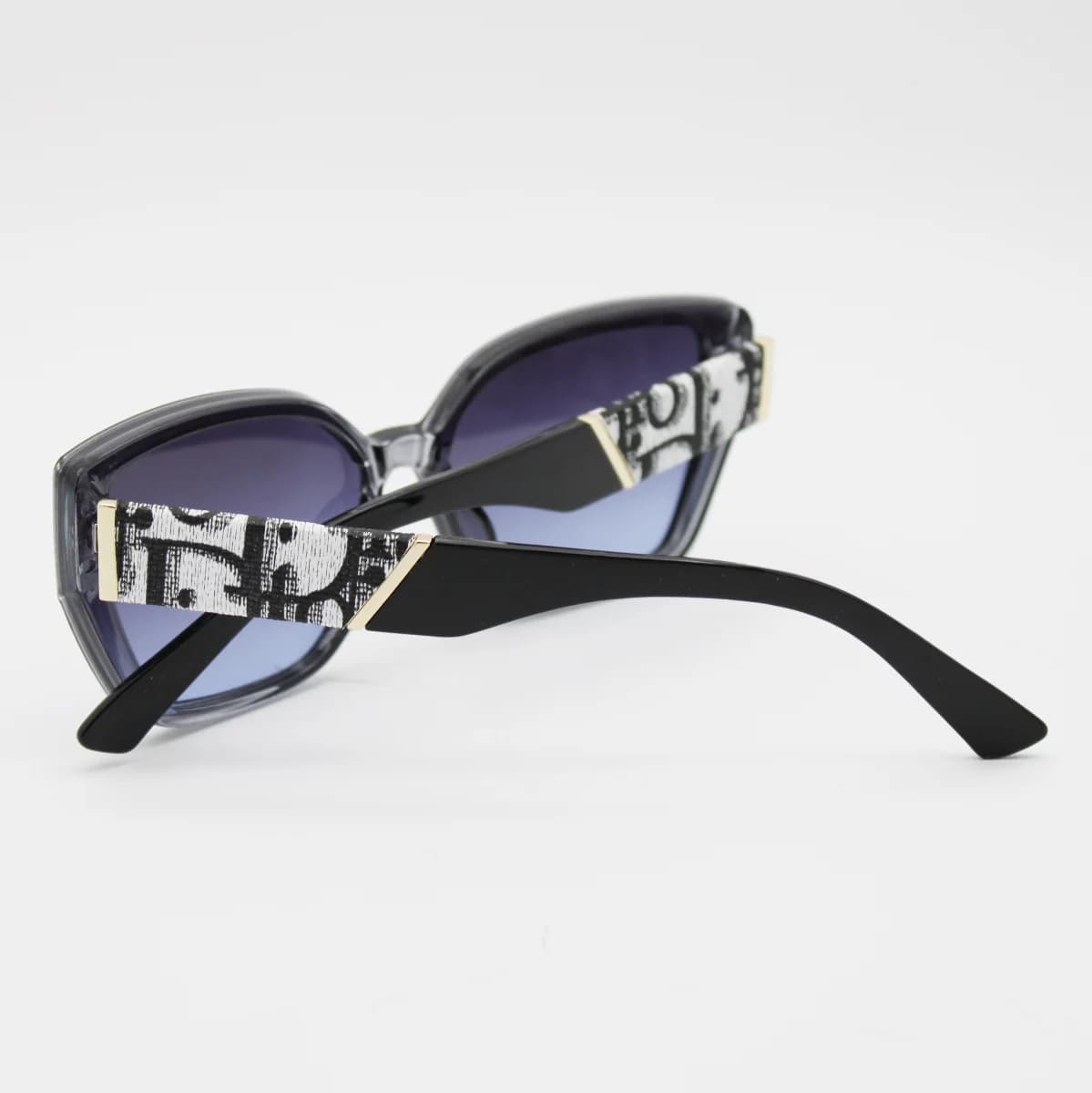 عینک آفتابی زنانه دیور (Dior) مدل 9465 — تصویر ۶