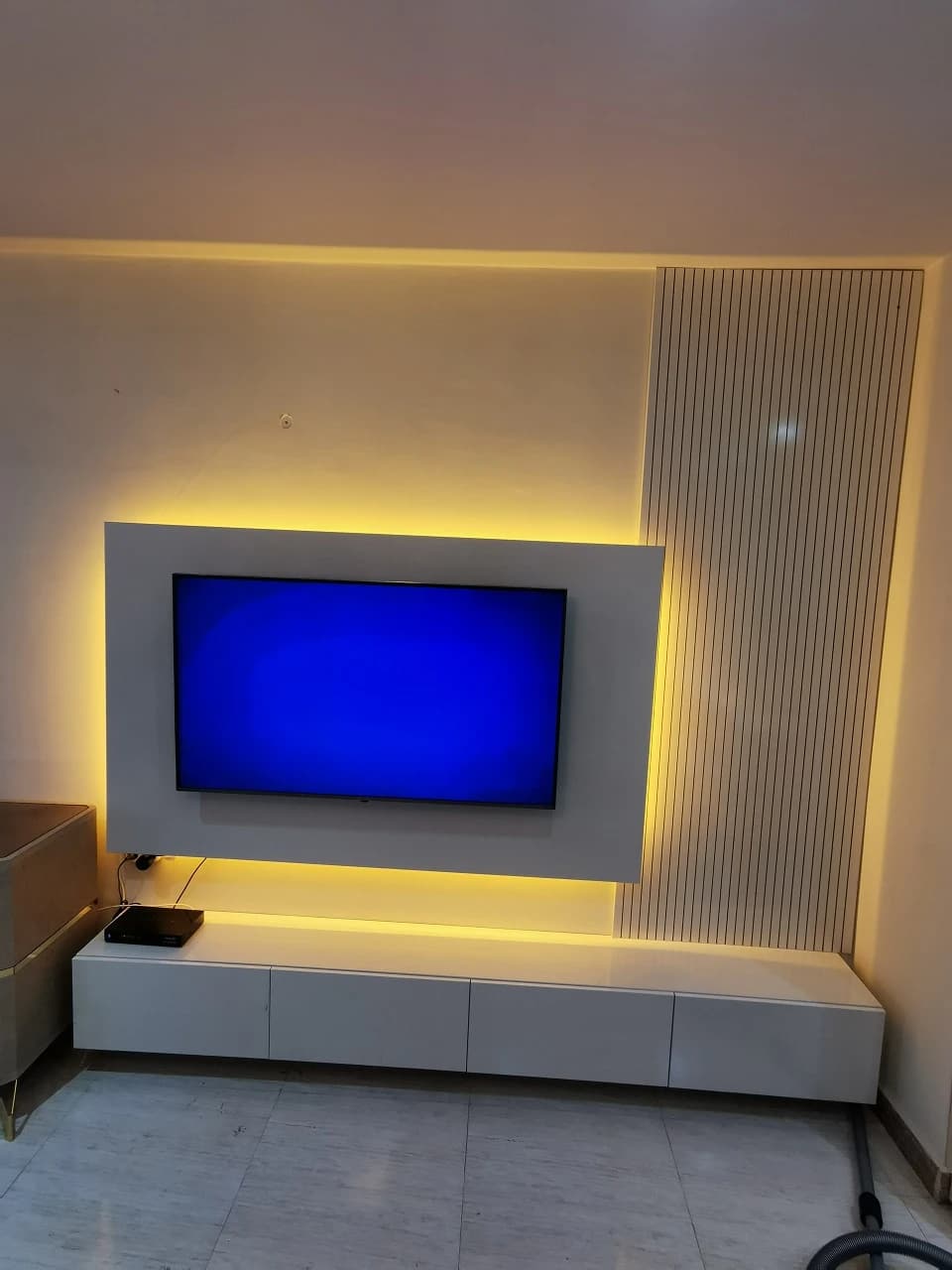 تی وی وال کد d5 — تصویر ۳