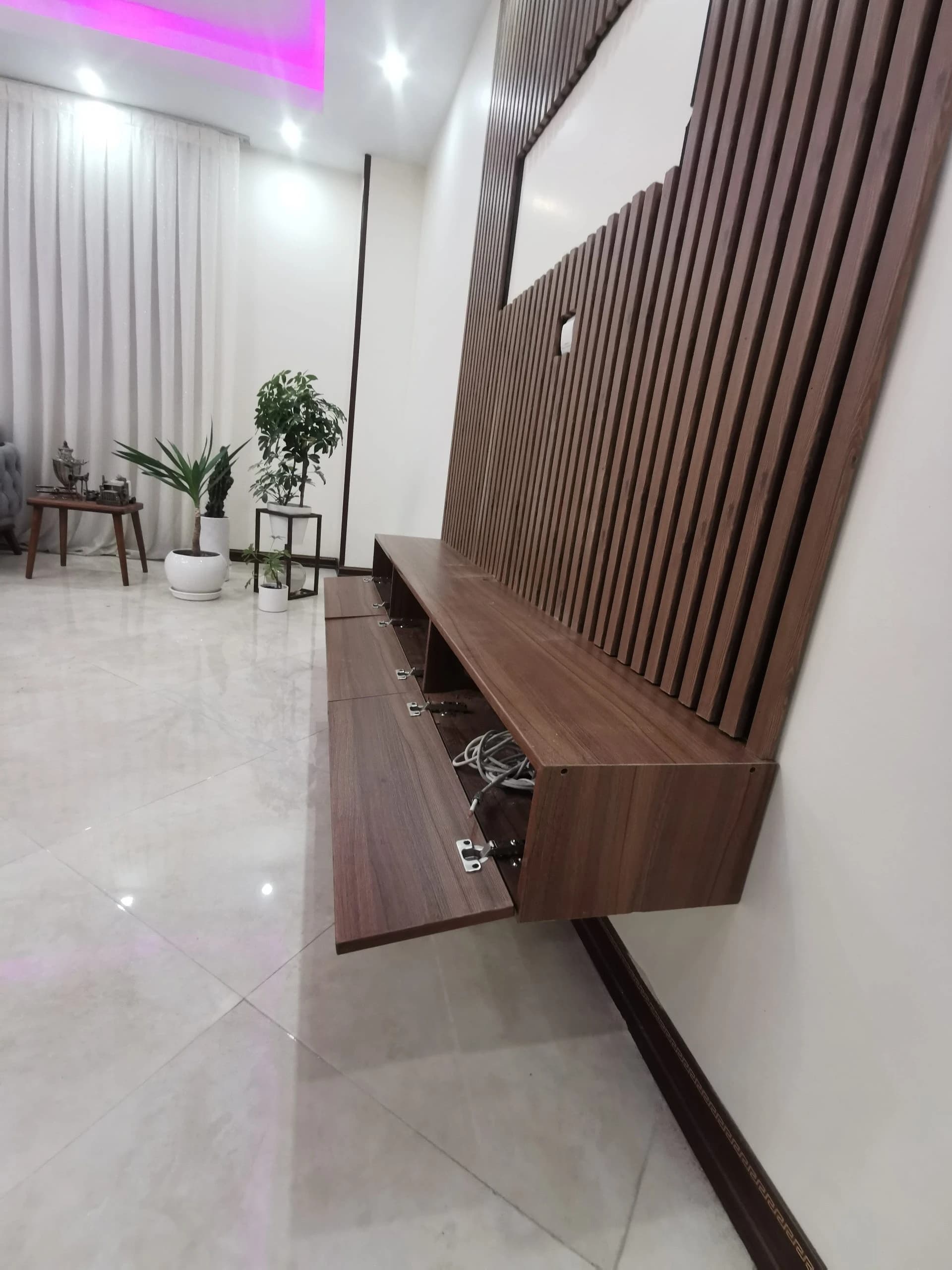 میز تلویزیون کد e11 — تصویر ۴