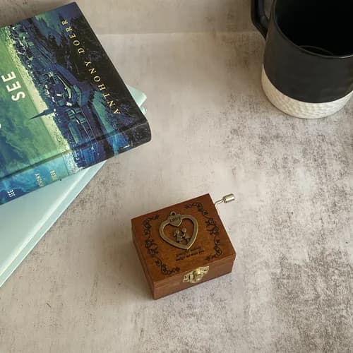 جعبه موزیکال چوبی هندلی کلاسیک- آهنگ بیکلام – در 10 طرح قابل انتخاب — تصویر ۷