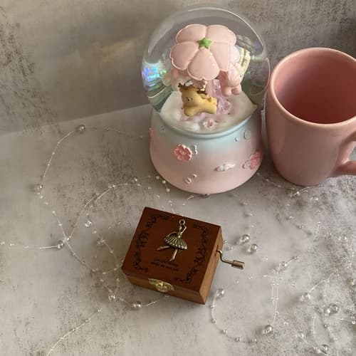 جعبه موزیکال چوبی هندلی کلاسیک- آهنگ you are my sunshine – در 10 طرح قابل انتخاب — تصویر ۳
