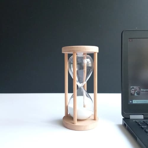 ساعت شنی چوبی 15 دقیقه بزرگ در دو رنگ مشکی و سفید – چوب بامبو – وارداتی — تصویر ۲