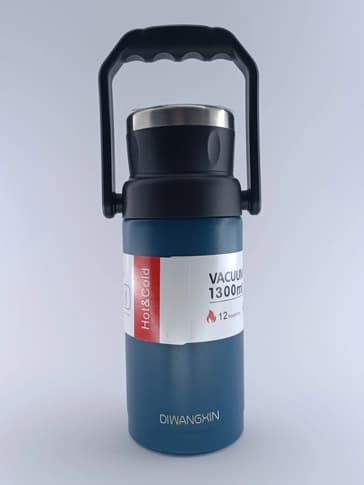 فلاسک دسته دار درب پیچی برند diwangxin – با ظرفیت 1300 میلی لیتر — تصویر ۵