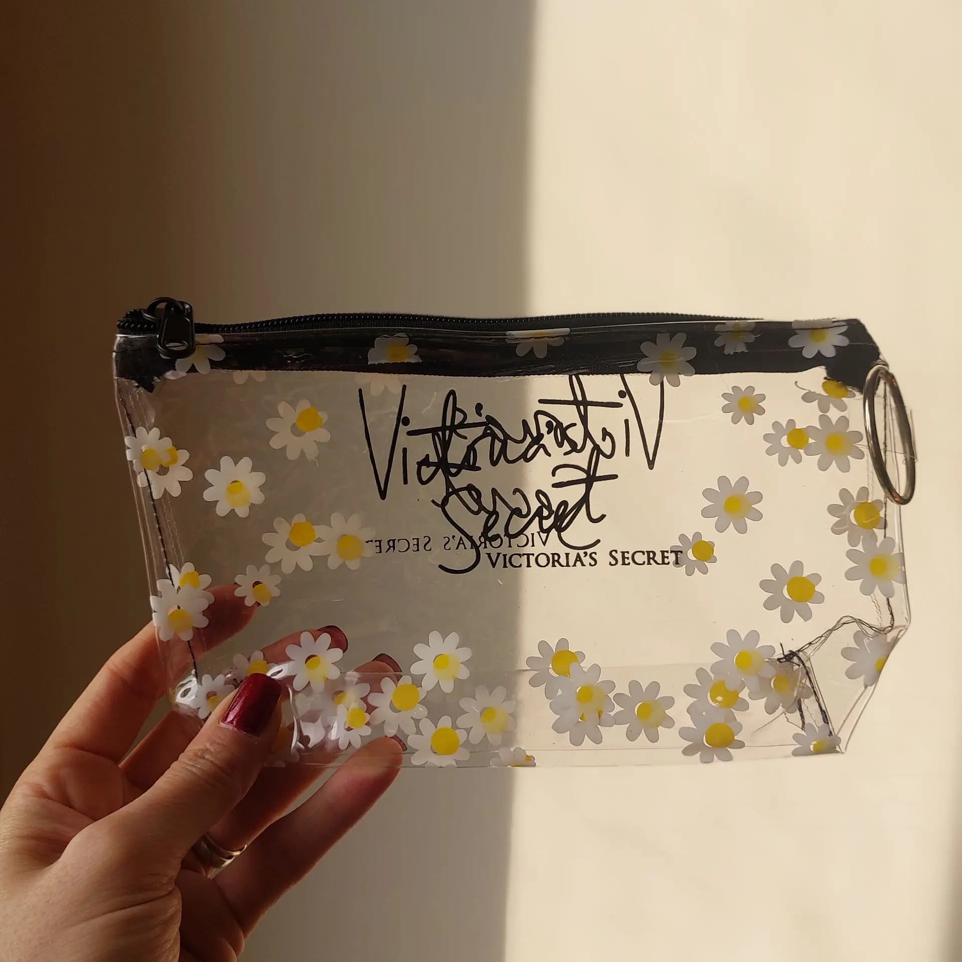 کیف آرایشی طلقی طرح دار | talcous cosmetic bag