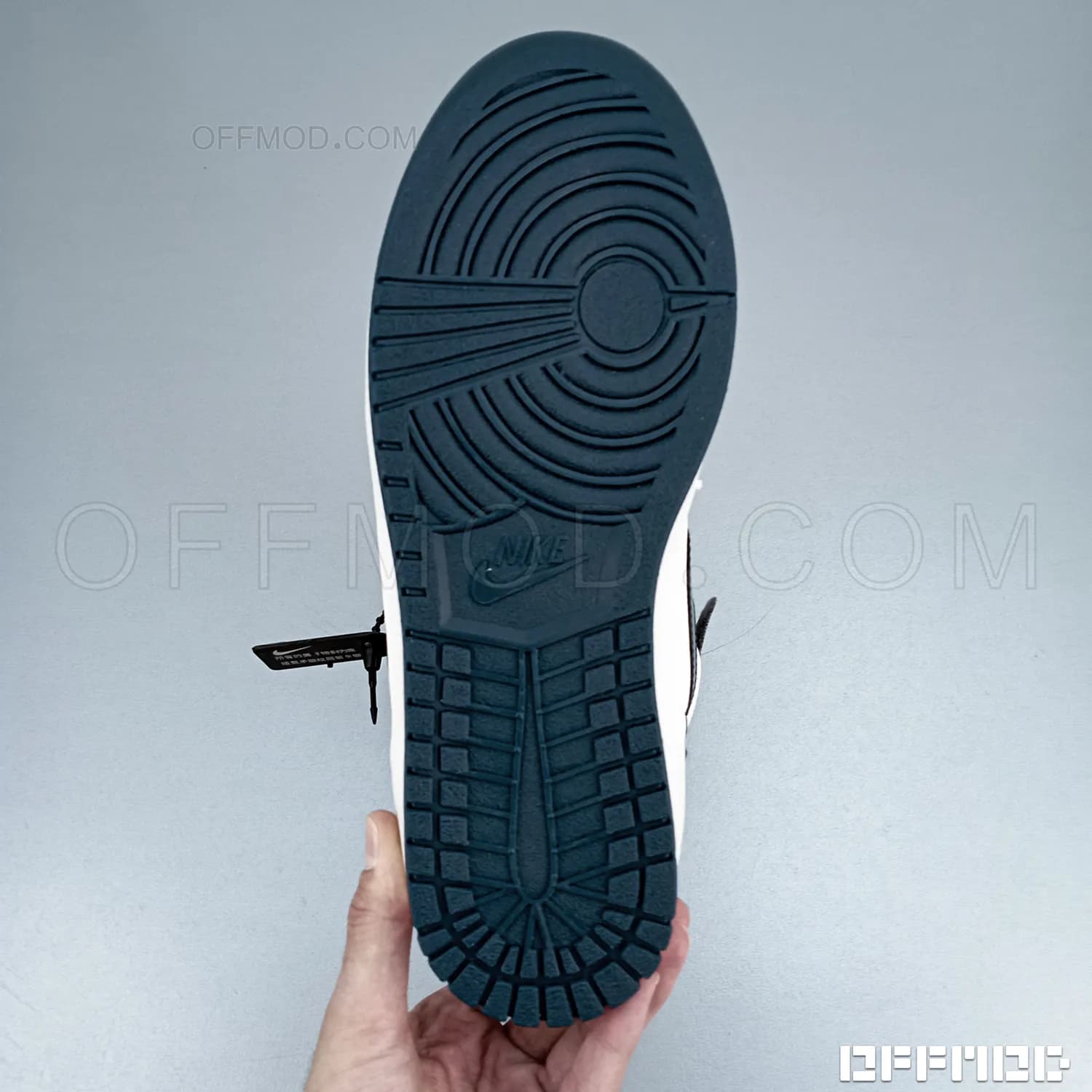 کتونی نایک ایر جردن Nike Air Jordan 1 — تصویر ۶