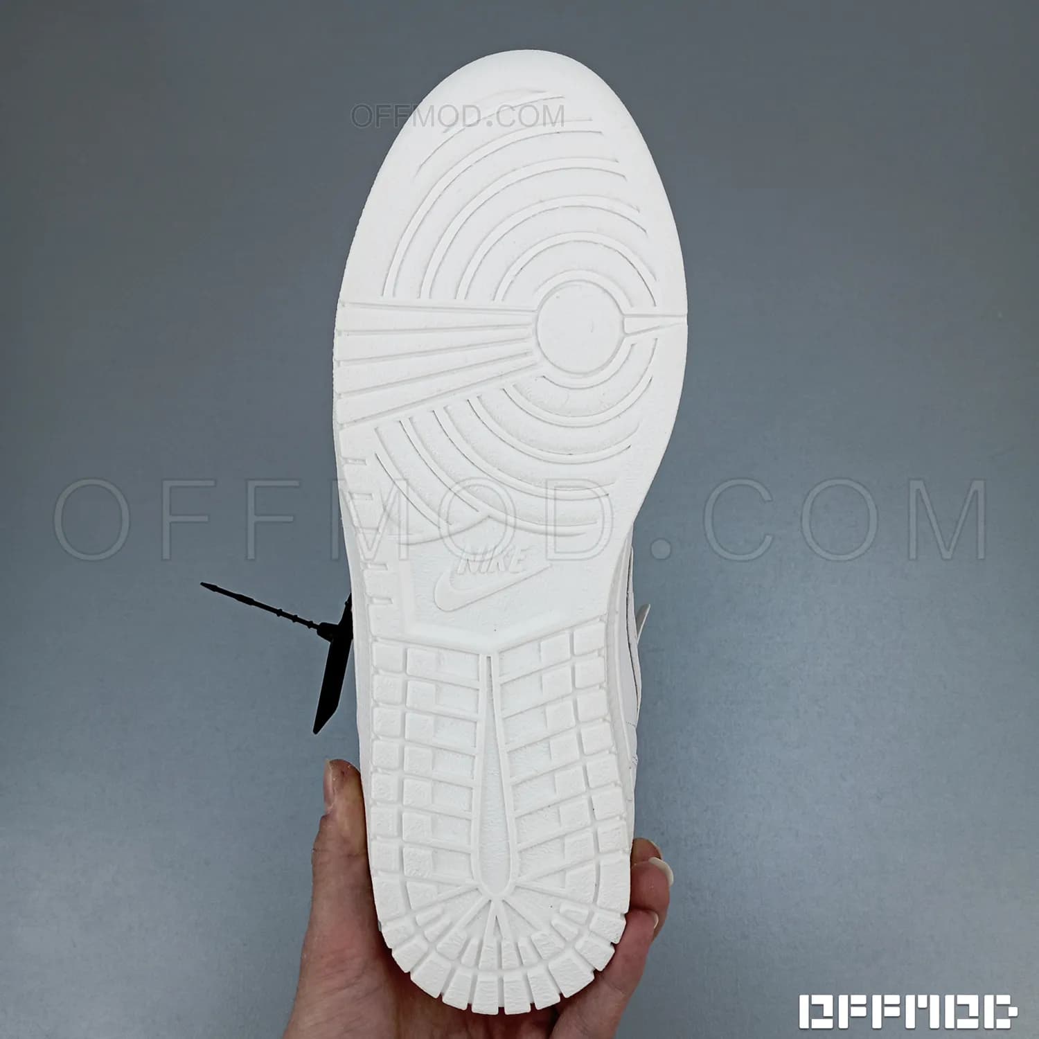 کتونی نایک ایر جردن Nike Air Jordan 1 تمام سفید — تصویر ۶