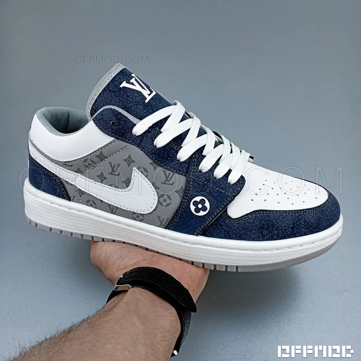 کتونی نایک ایر جردن Nike Air Jordan 1 Louis Vuitton