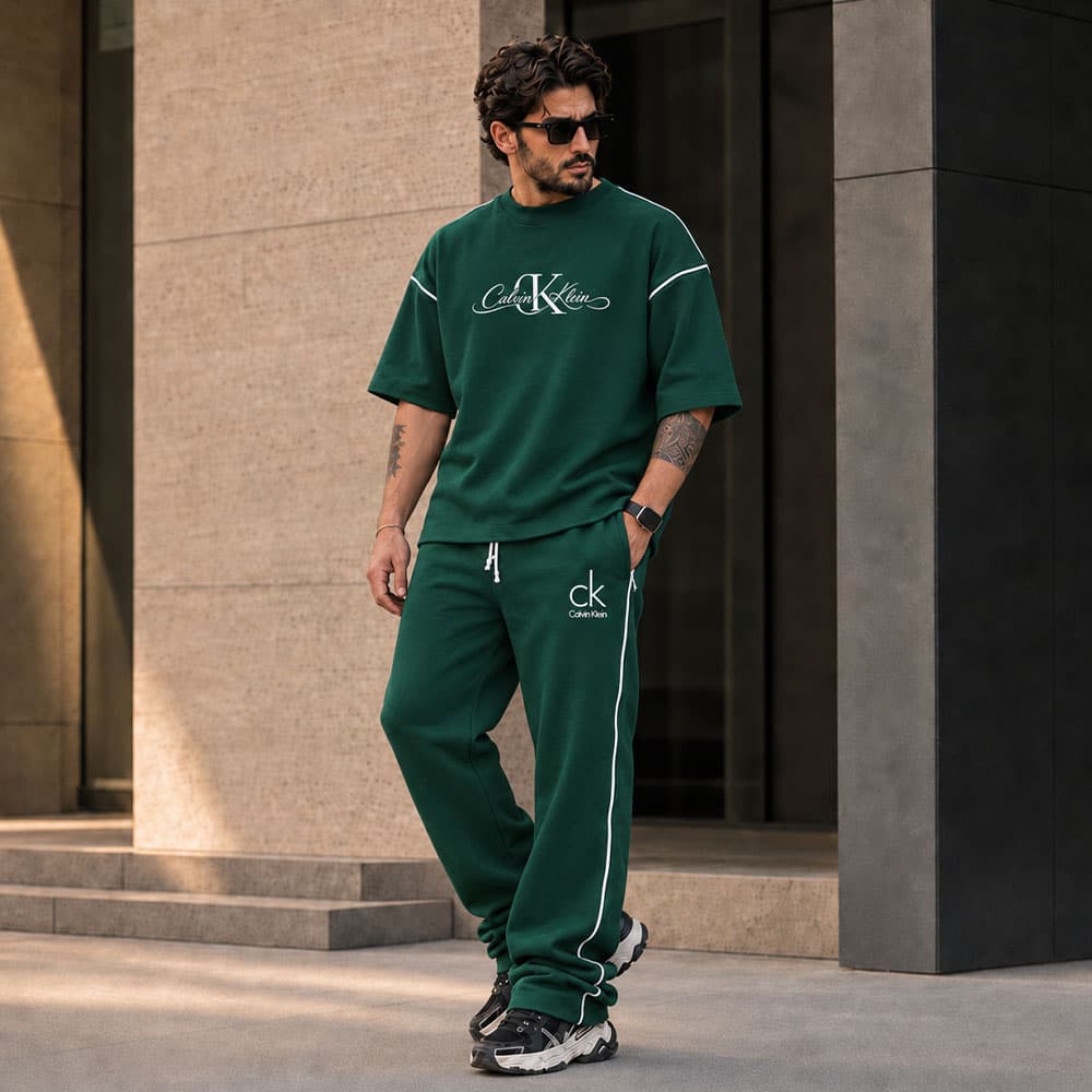 ست تیشرت و شلوار مردانه طرح Calvin Klein خط‌دار | رنگ سبز — تصویر ۲
