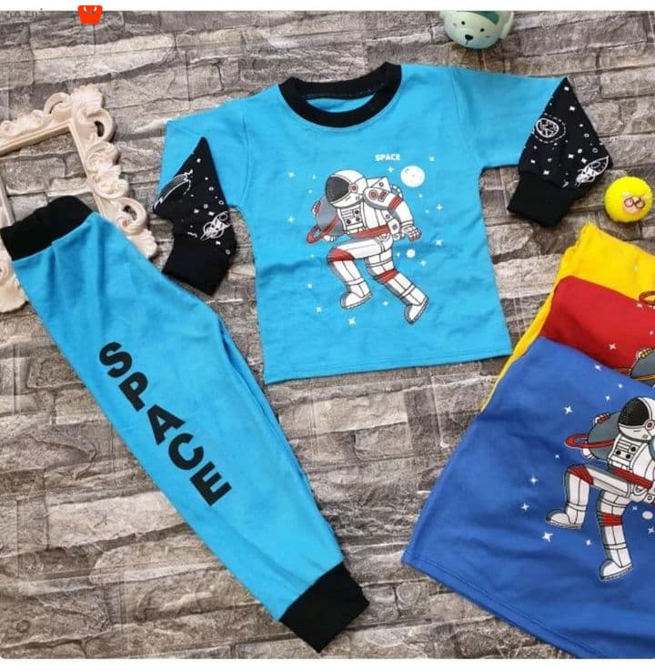 ست بلوز و شلوار پسرانه طرح فضانورد — تصویر ۶