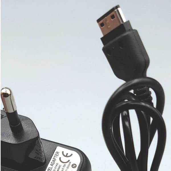 شارژر دیواری قدیمی سامسونگ D880 — تصویر ۳