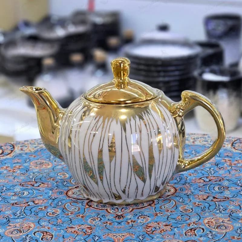 قوری چینی سفید طلایی — تصویر ۲