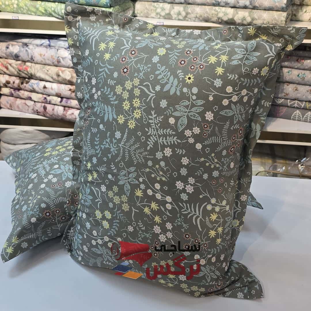 روبالشتی ساتن ابریشم طرح گلریز کد 645 — تصویر ۷