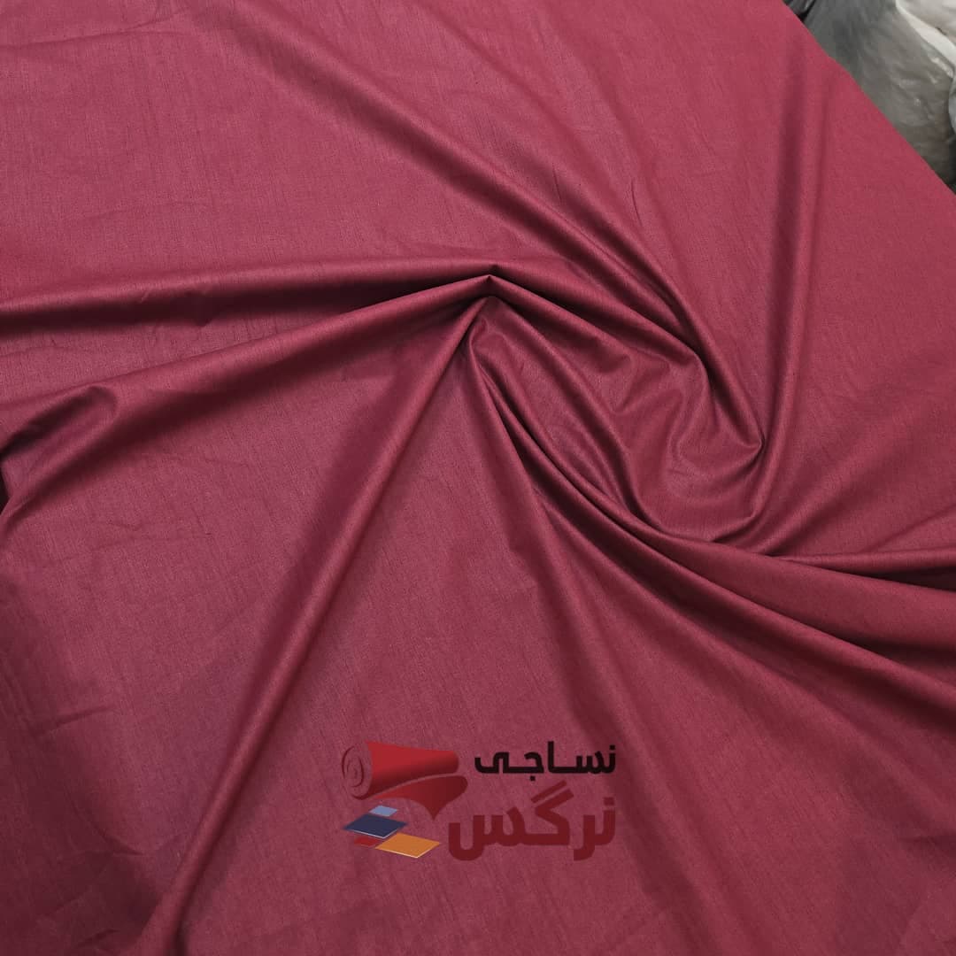 ملحفه نخ پنبه عرض 2.5 تک رنگ زرشکی کد 680 — تصویر ۳