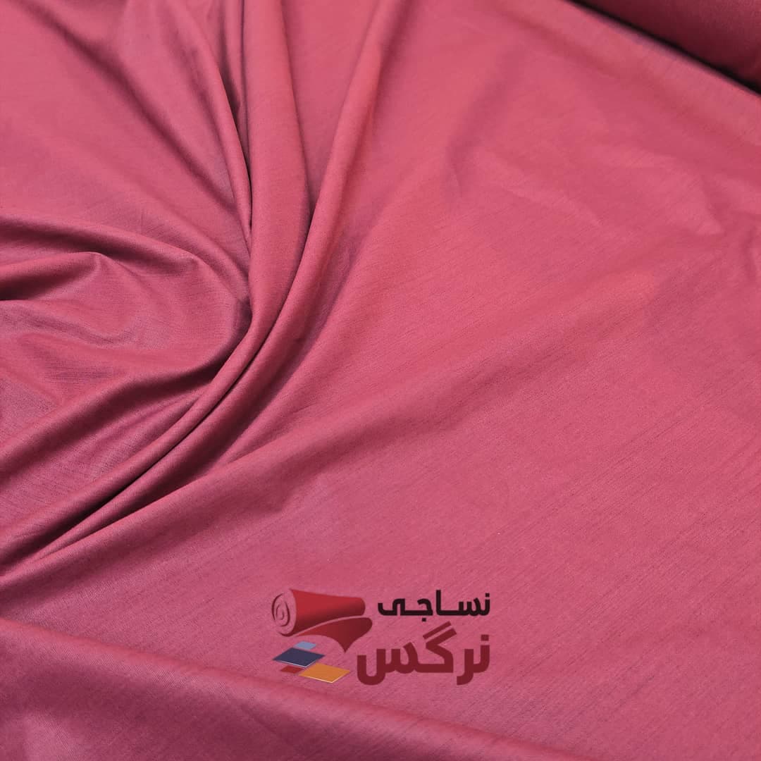 ملحفه نخ پنبه عرض 2.5 تک رنگ زرشکی کد 680 — تصویر ۴