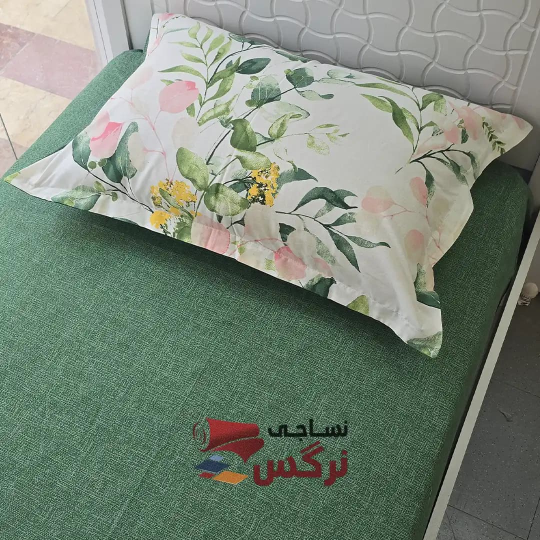 نیم ست کاورکشدار تخت و روبالشتی نخ پنبه گلدار — تصویر ۴