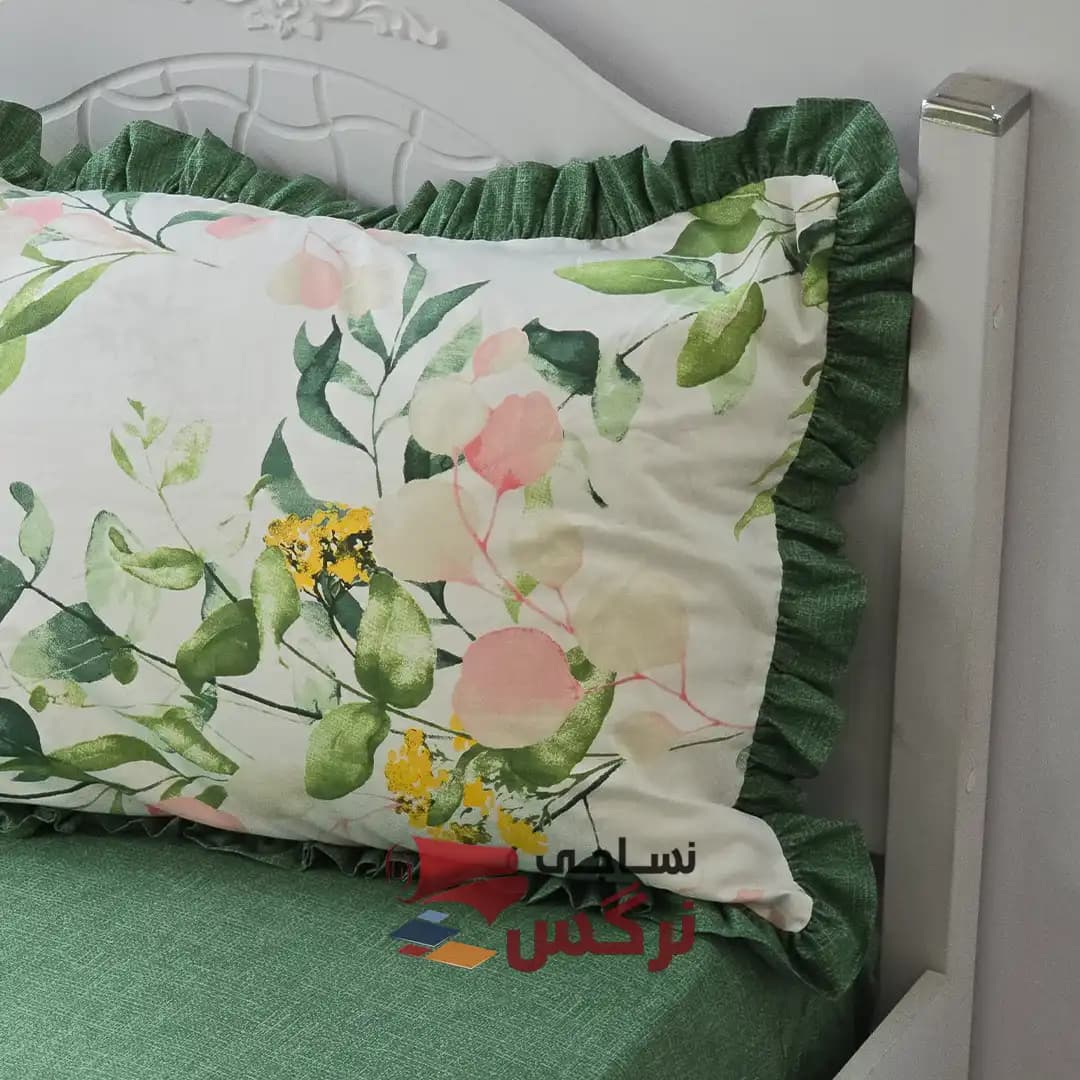 نیم ست کاورکشدار تخت و روبالشتی نخ پنبه گلدار — تصویر ۲