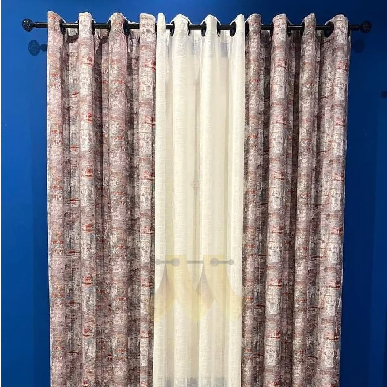پرده آماده مخمل آبرنگی — تصویر ۳