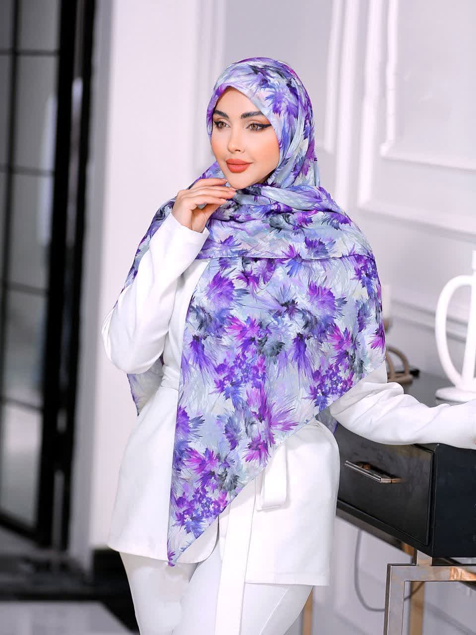 روسری نخی 140 گلدار آبرنگی T957