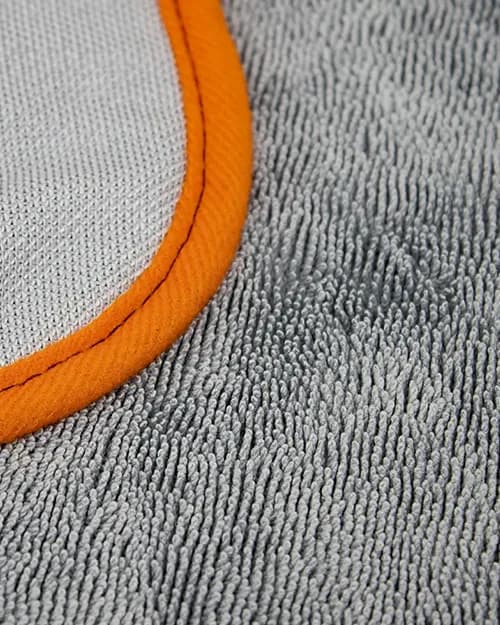 حوله خشک کن مگنتی کارپرو CARPRO DHydrate سایز 70×100 – دستمال خشککن حرفهای خودرو — تصویر ۳