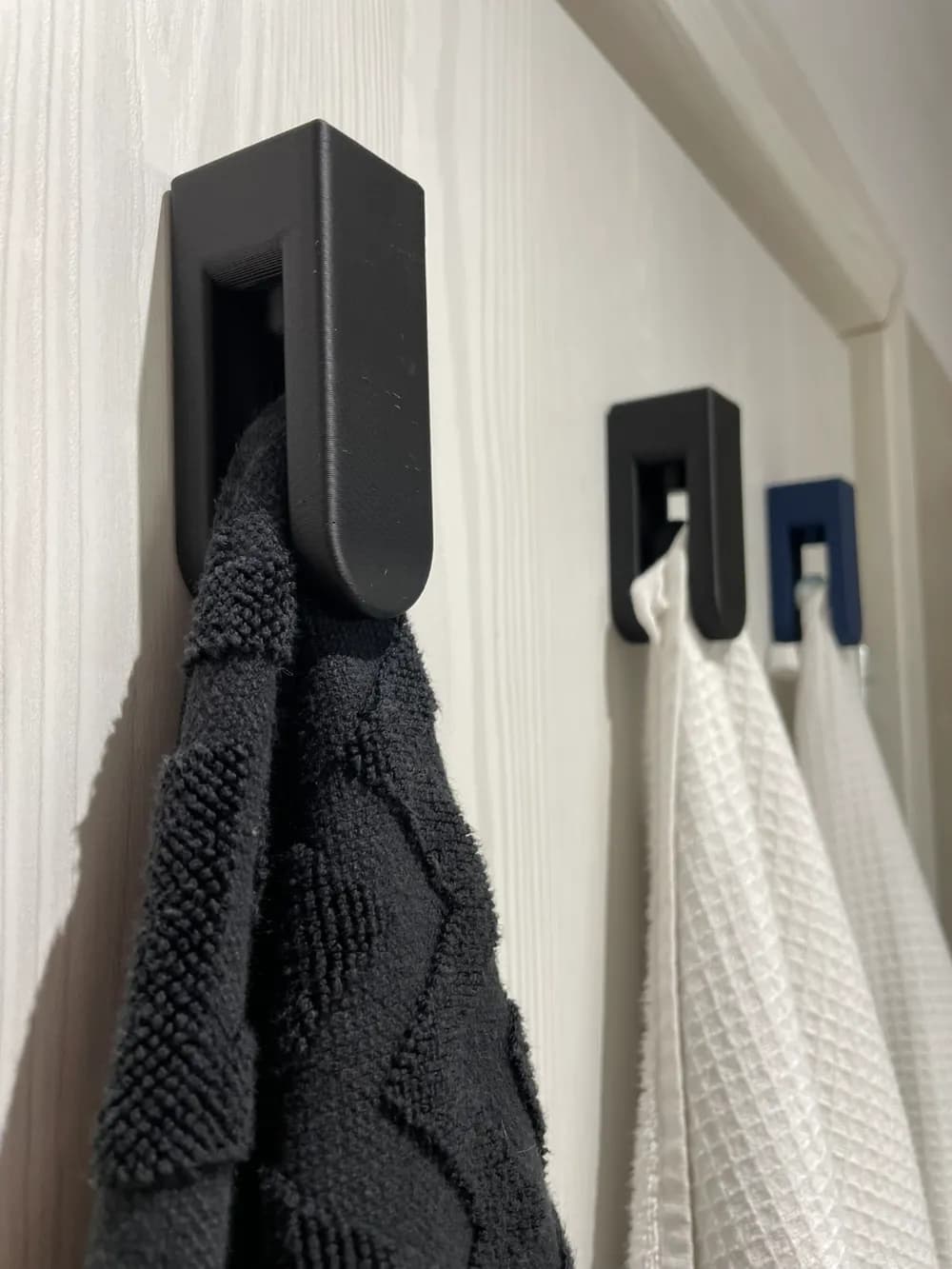 آویز حوله گوی دار کد 358 — تصویر ۲