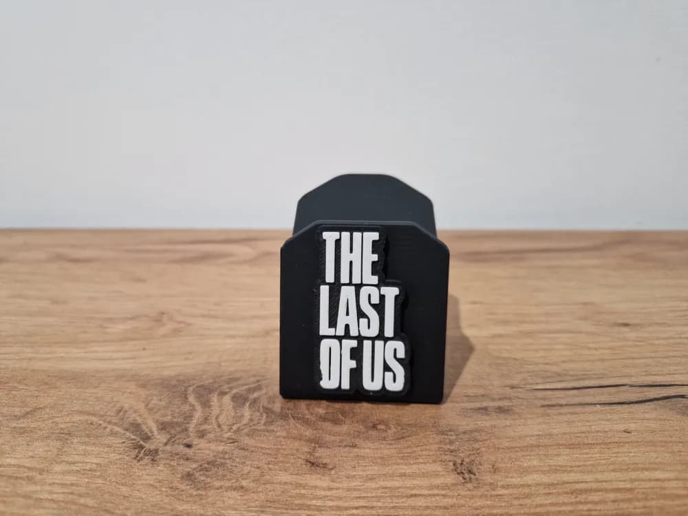 پایه نگهدارنده دسته بازی Xbox, PS5, PS4 طرح The Last of Us کد 347 — تصویر ۵