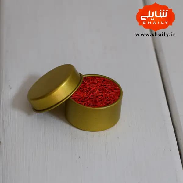 پک طلایی حاوی یک گرم زعفران ارگانیک قائنات — تصویر ۲