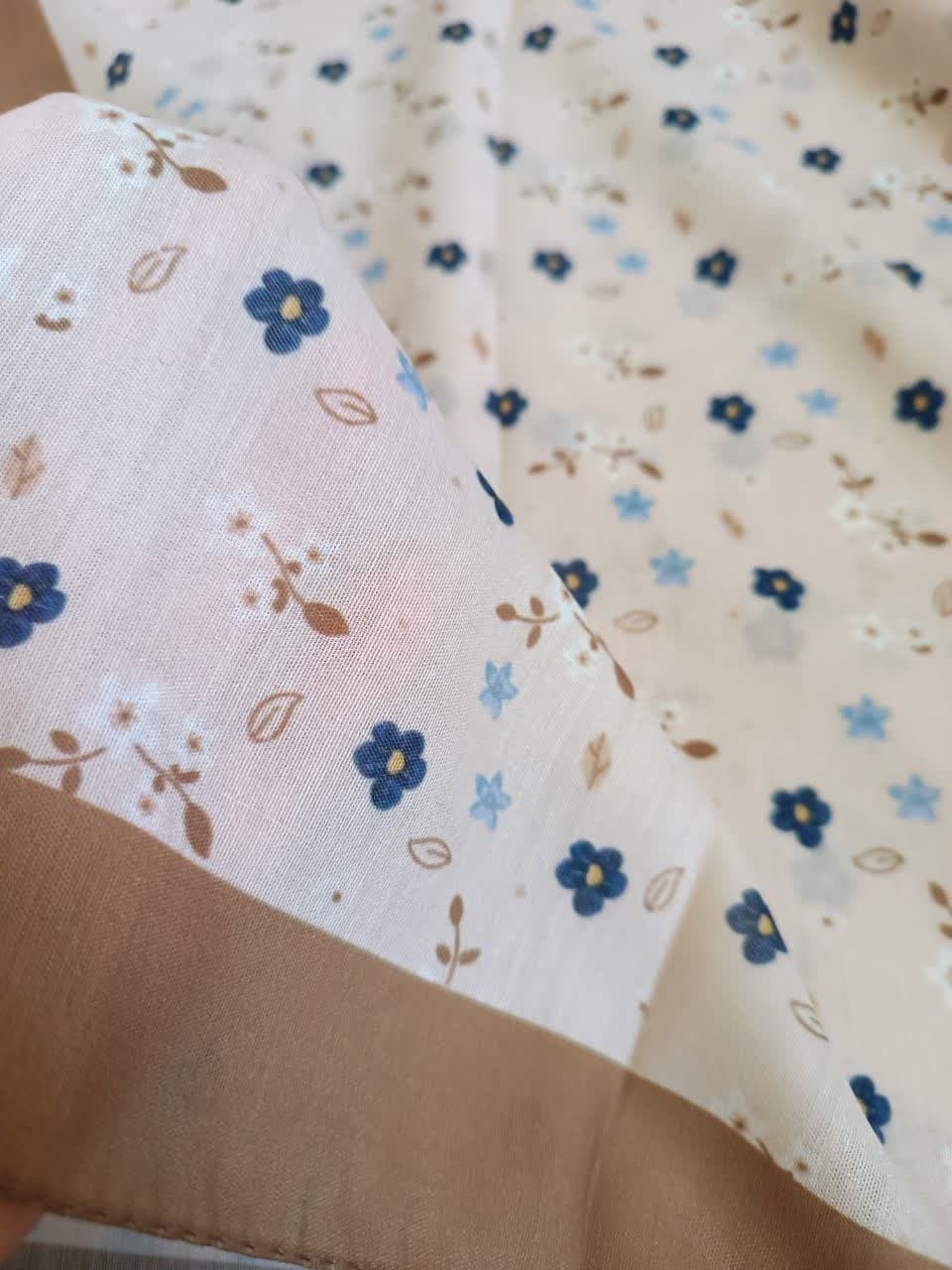 روسری نخی کرم گلدار 90 — تصویر ۲