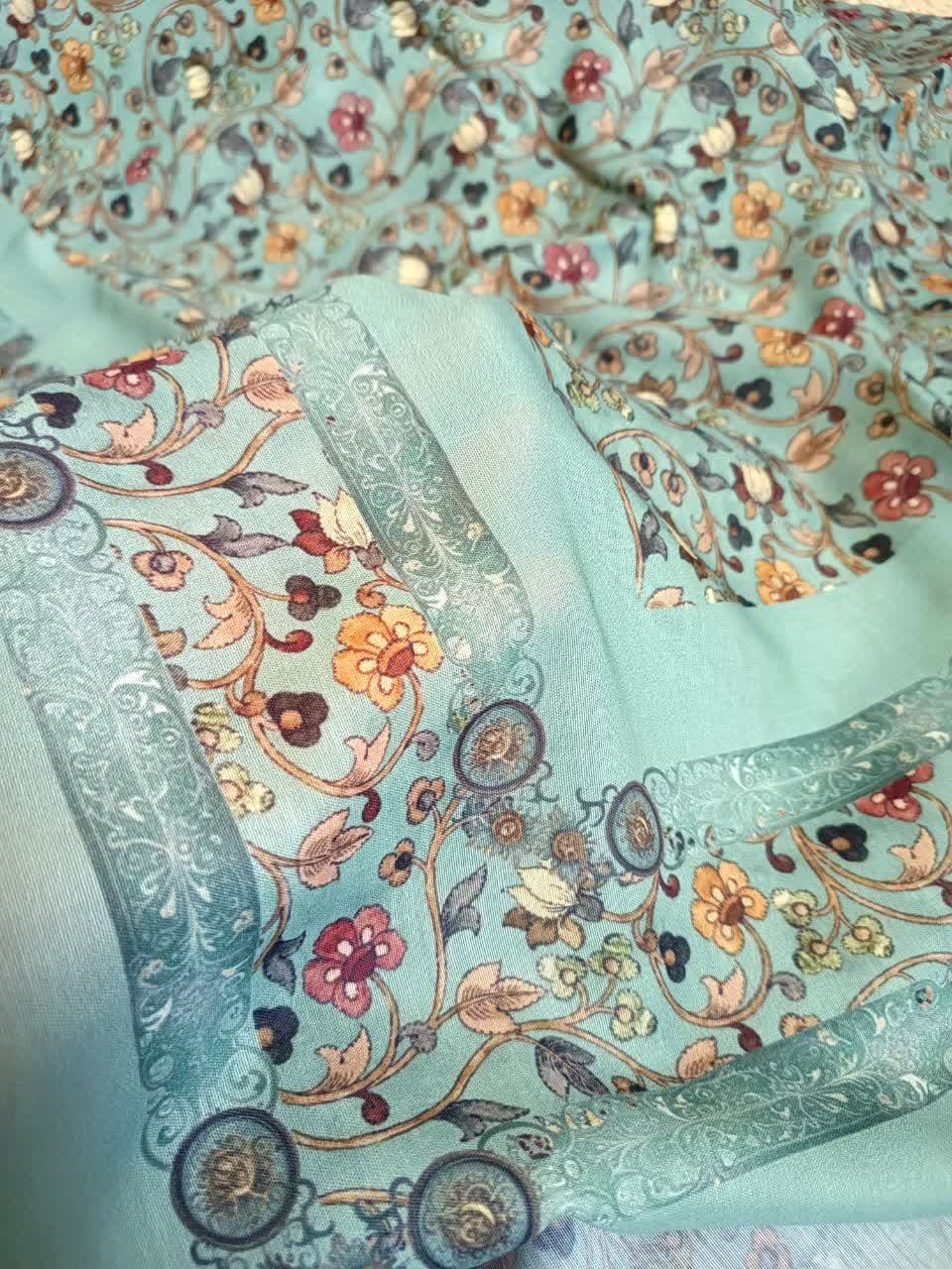 روسری نخی گلدار سبز سنتی 110 — تصویر ۳