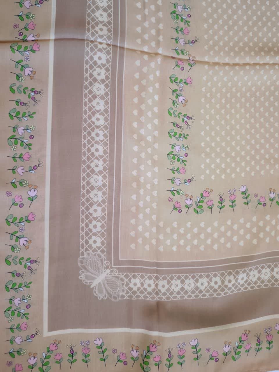روسری نخی گلدار طرح قلب 110 — تصویر ۴