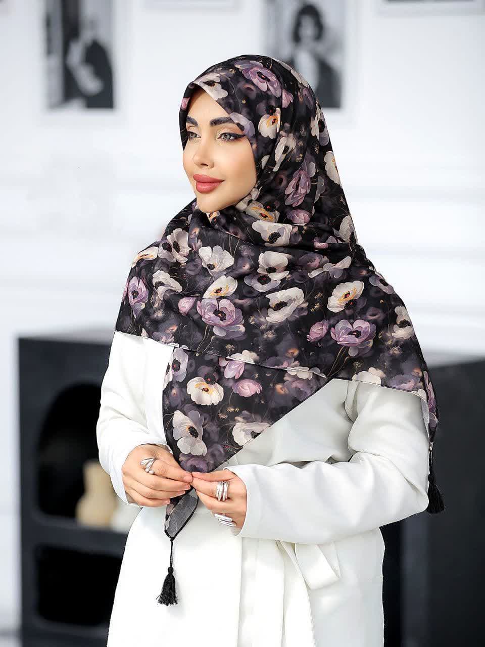 روسری نخی گلدار آبرنگی 140 کندیس T1067