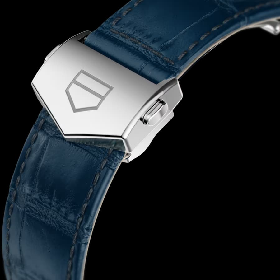 تگ هویر Monaco Chronograph 39 استیل | صفحه آبی Sunray و بند چرم تمساح آبی | رفرنس CBL2111.FC6453 — تصویر ۱۰