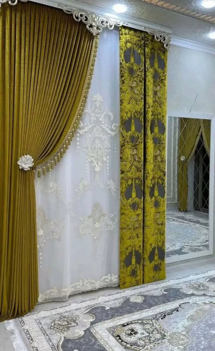 پرده کلاسیک ساده مدل دکور نامتقارن