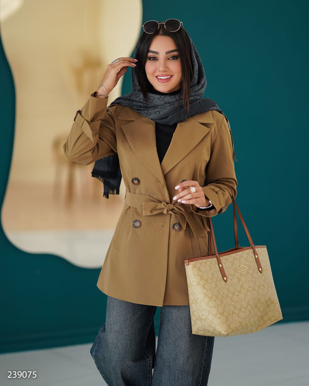 بارانی زنانه مدل آرات کد 5002390 — تصویر ۸