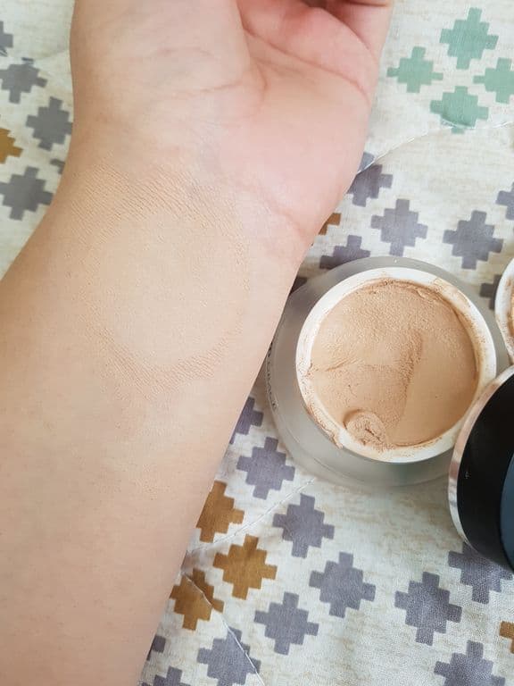کرم پودر گریم گریس مدل Foundation شماره 604 مقدار 15 گرم — تصویر ۳